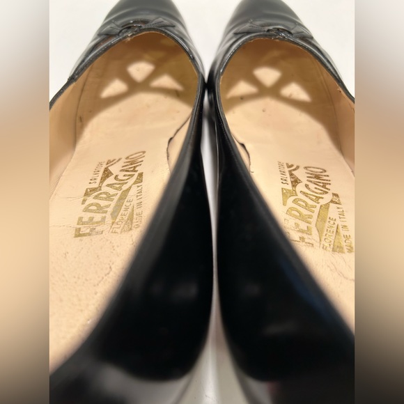 Salvatore Ferragamo Florence Black Leather Heels Made in Italy Size 7B - Picture 4 of 8